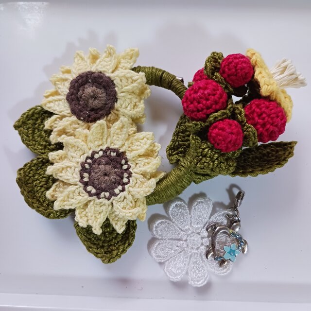 ひまわりコサージュ