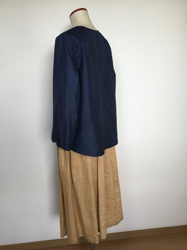 専用ページ三越扱いの新品反物から 大島紬のレイヤード風ブラウス 着物リメイク 8129a285c178d392e432d81b9b2ae3