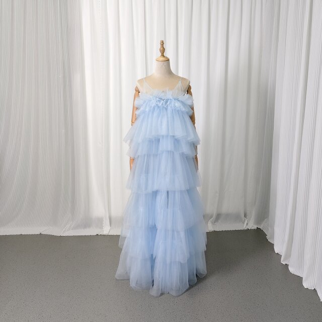 カラードレス 爽やかで優しいブルー キャミソール 胸元フリル マタニティ ふわふわドレス 前撮り
