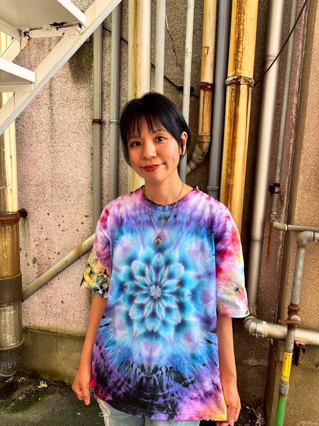 イダイ ビッグシルエット Tシャツ Mサイズ 曼荼羅 カラフル×ブラック ムラ染め Hippies Dye HD24-44