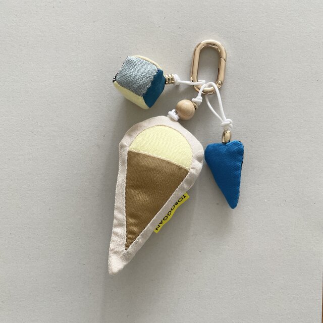 ピースワークチャーム アイス 010 (レモン)