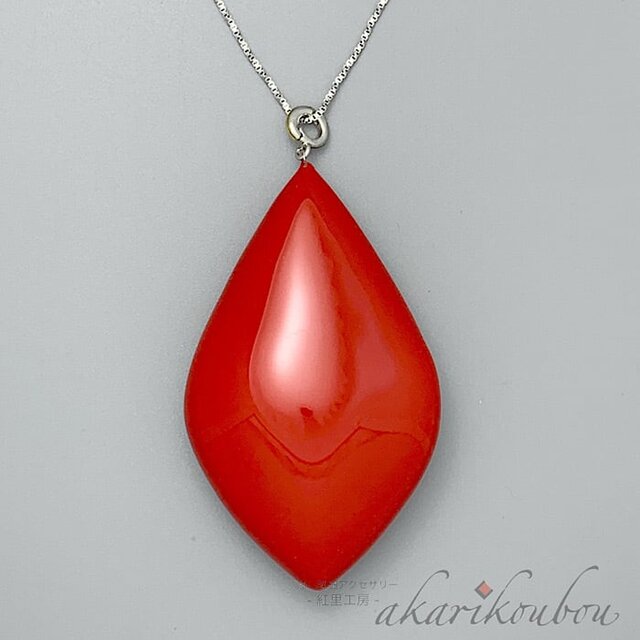 【sv925】漆ペンダント 赤 菱形 大きいドロップ 朱漆 漆アクセサリー