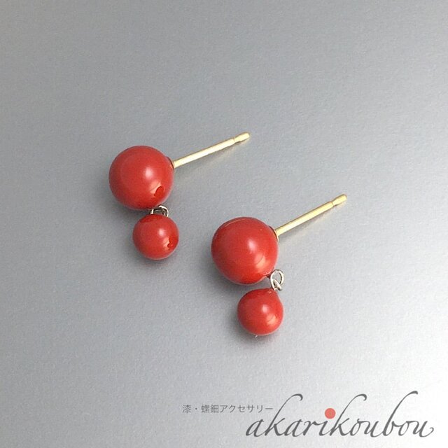 K18】漆ピアス 赤 丸玉 2個 6mm 4mm 漆アクセサリー | iichi 日々の