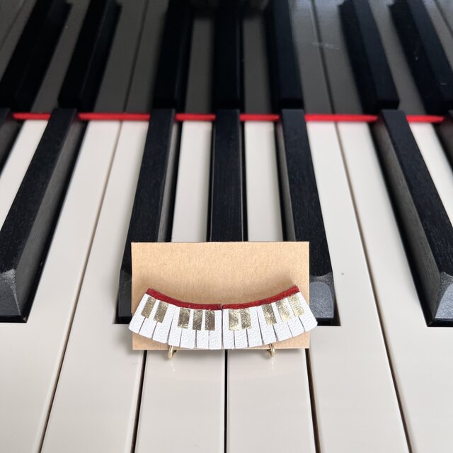 ピアノイヤリング