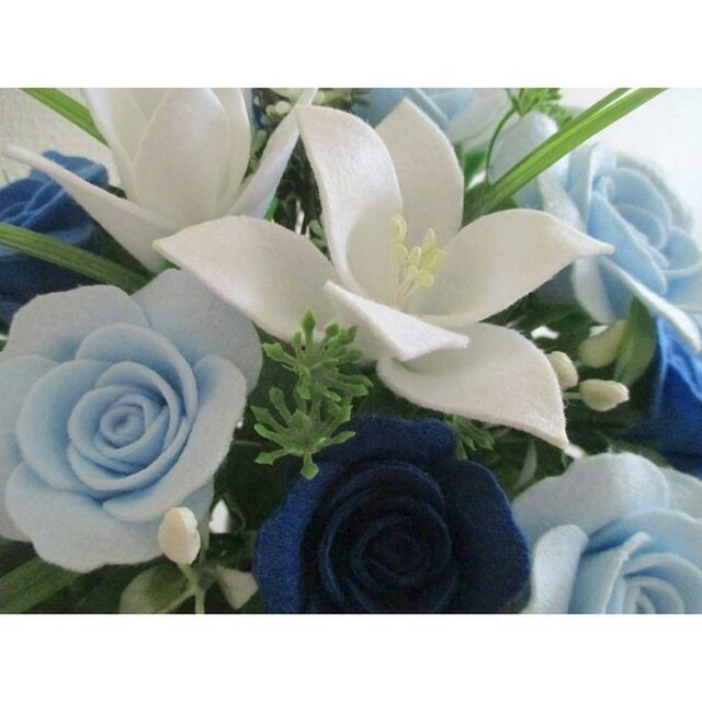 SALE】フェルトの花＊青の涼花アレンジ＊フェルトフラワー