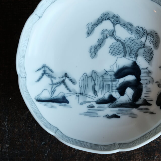 黒染付で素敵◇瀬戸焼 楼閣山水黒染付印判小皿 骨董・antiques 古民家