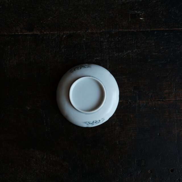 黒染付で素敵◇瀬戸焼 楼閣山水黒染付印判小皿 骨董・antiques