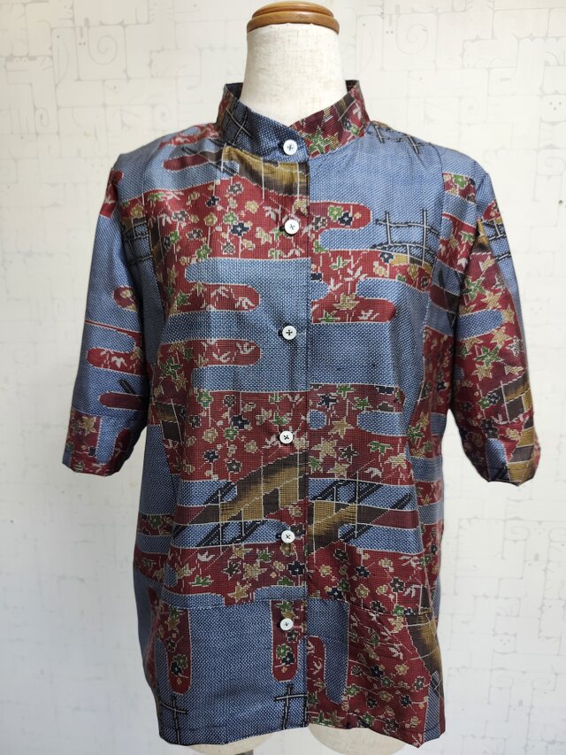 S様オーダー品　大島紬リメイクブラウス