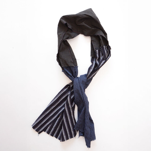 つぎはぎされた古布の木綿縞模様ストール — ハンドステッチが映えるスカーフにもインテリアにも使えるファブリック