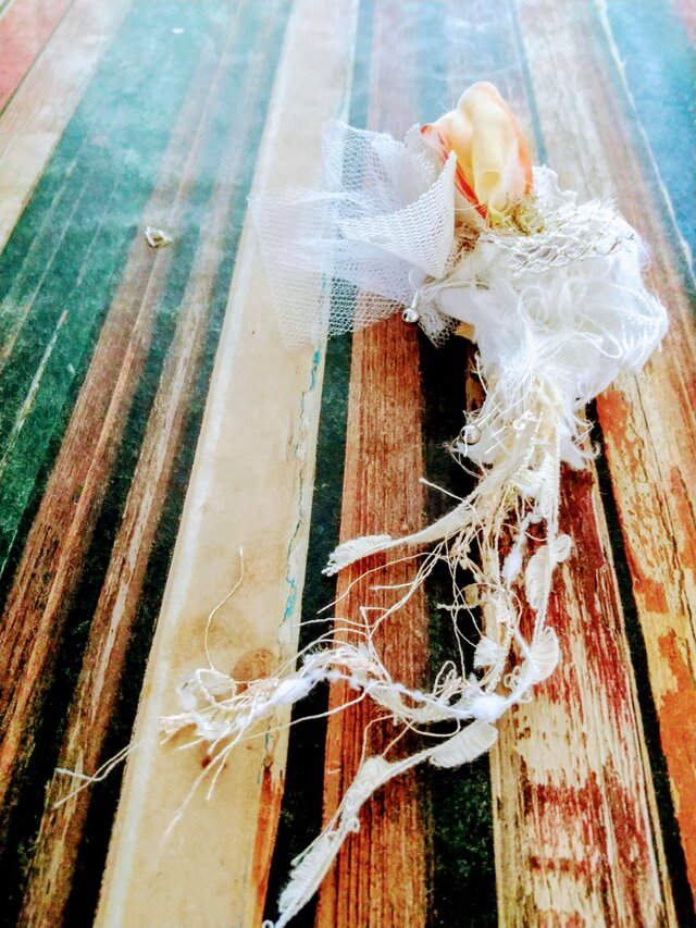 裂き布いろいろイヤーカフ