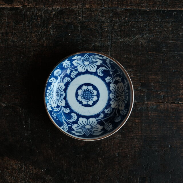 花とリーフ◆青で素敵。印判小皿　骨董・antiques　古道具　古民家　丁寧な暮らしに。明治期〜大正期
