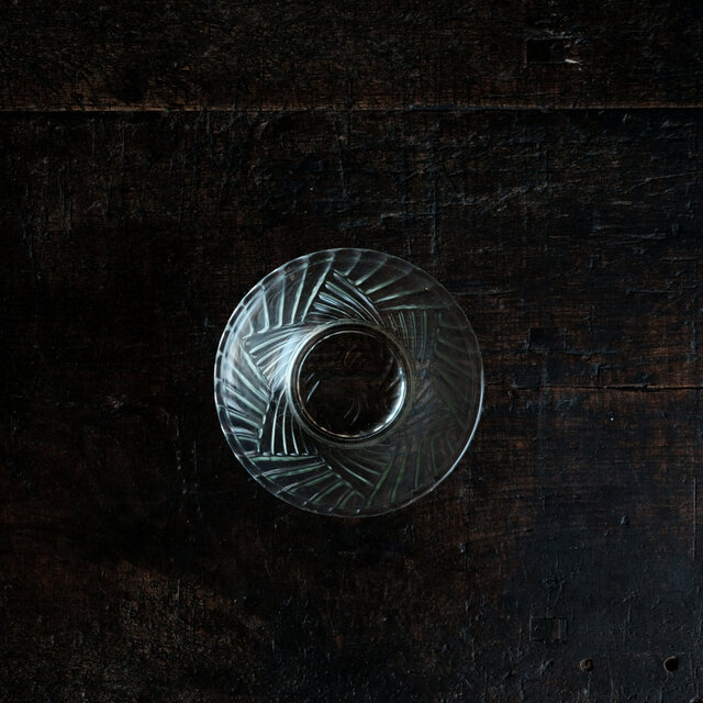 アイスクリームを乗せたくる◆六芒星の文様。プレスガラス小鉢　アンティーク　古民家　古道具　骨董/antiques 昭和初期