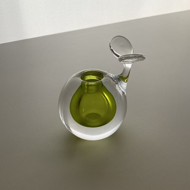 ひこばえ（若草色）