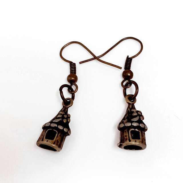 お家のメタルパーツピアス