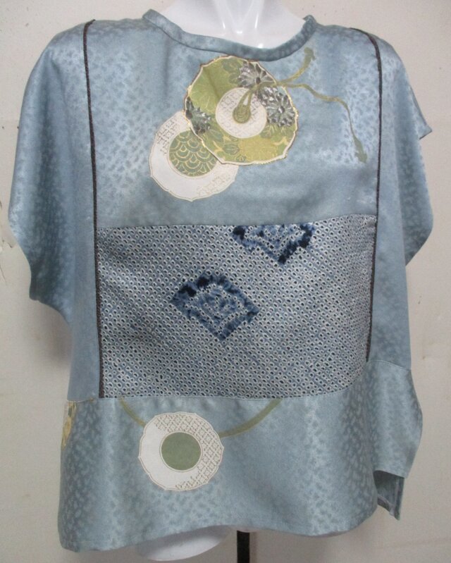 ８３１０　着物で作ったベスト　＃送料無料