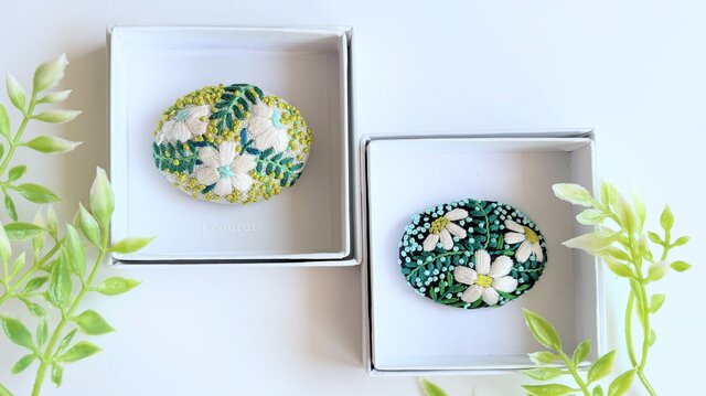 小さなお花の刺繍ブローチ・botanical#381 | iichi 日々の暮らし