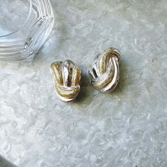 YA178-【 AVON 】エイボン・ヴィンテージイヤリング 1987 Silver Tone Glitter Swirl