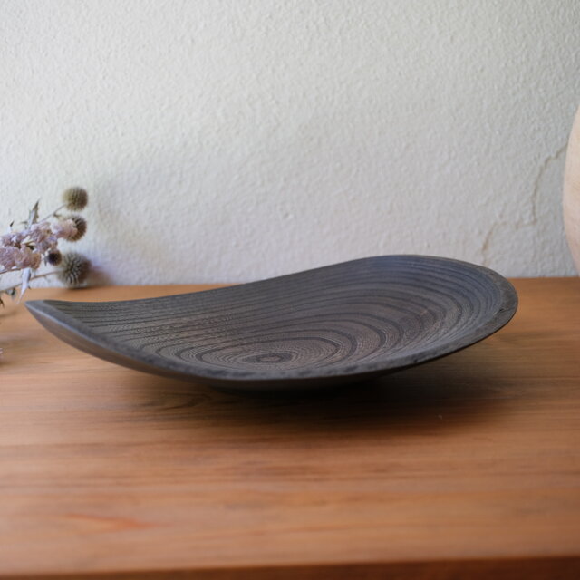 ケヤキのナチュラルエッジボウル  黒（樹皮なし）〈ガラスコーティング〉【v1498】