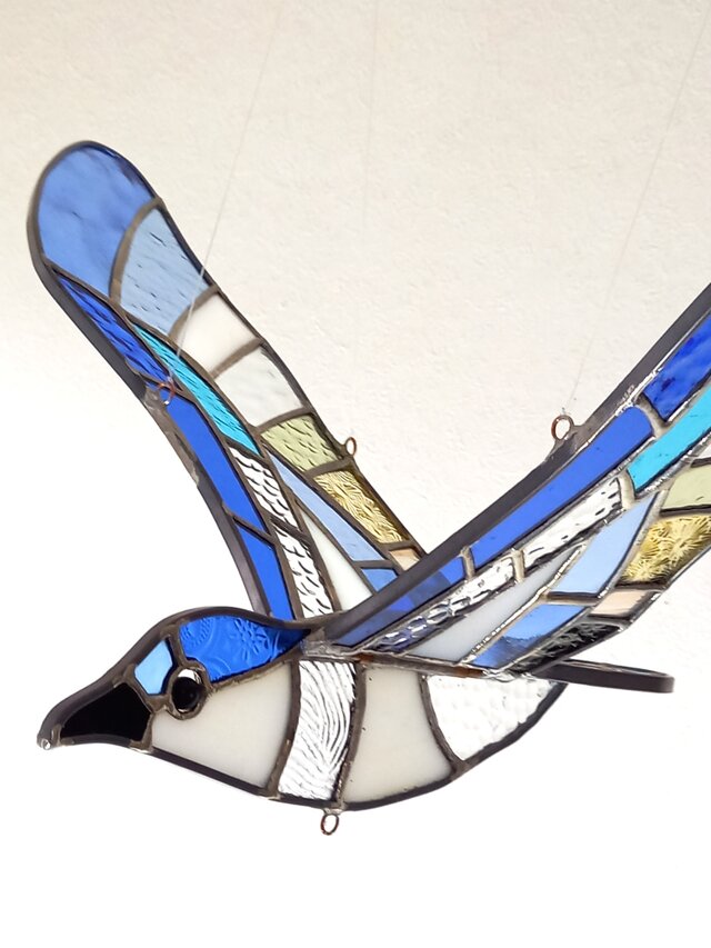 はばたく！鳥のステンドグラス ＃4 | iichi 日々の暮らしを心地よく