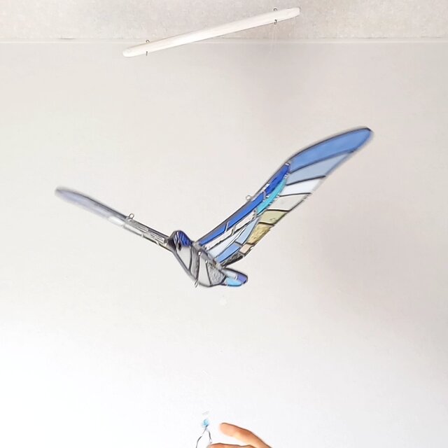 はばたく！鳥のステンドグラス ＃4 | iichi 日々の暮らしを心地よく