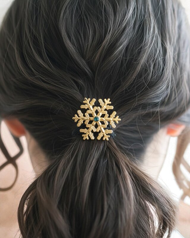Color Snow - 彩り結晶のヘアジュエリー】雪の結晶ヘアゴム ゴールド