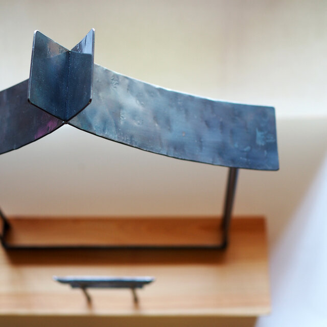 鍛鉄 の 神棚【 鉄 の 社 × ひのき + 鳥居 】 アイアン と 無垢材