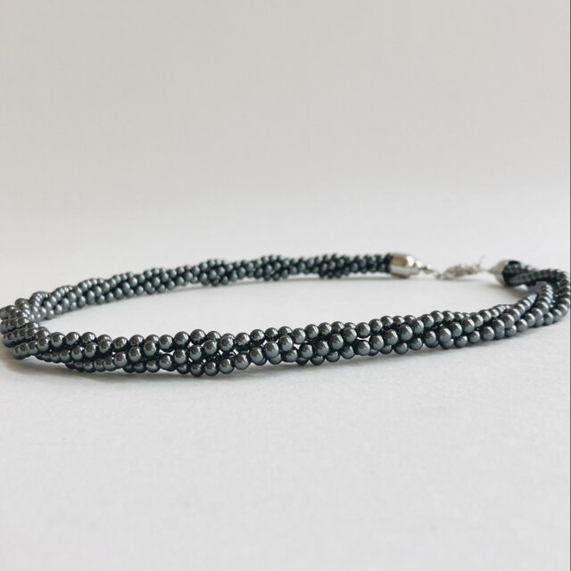 貝ベビーパール4連ツイストネックレス/約3mm約42cm/ライトブラック/日本製