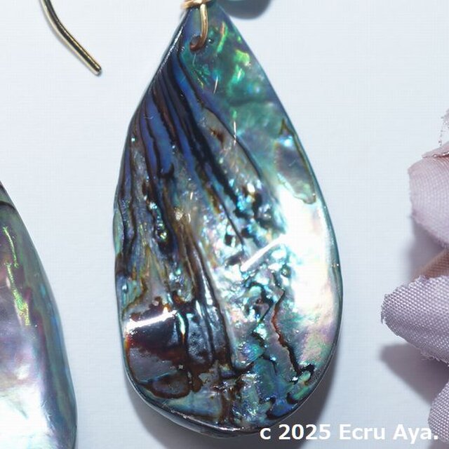 海のオパール*アバロンシェルとスリーピングビューティのピアス