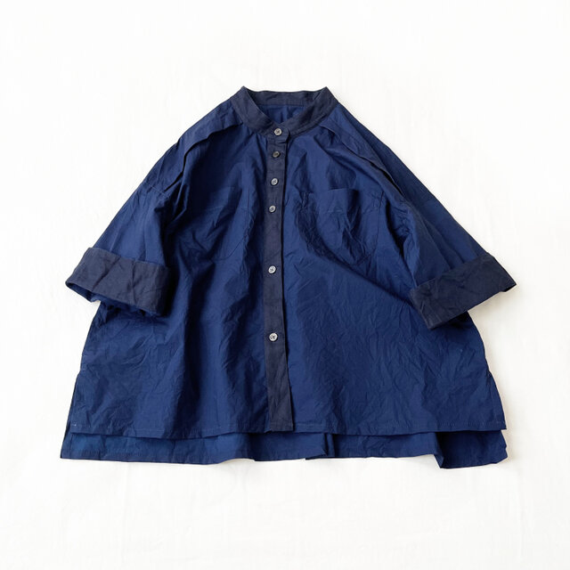 インディゴ・コットンパラシュートクロス＆リネンラミー・ スタンドカラーシャツ