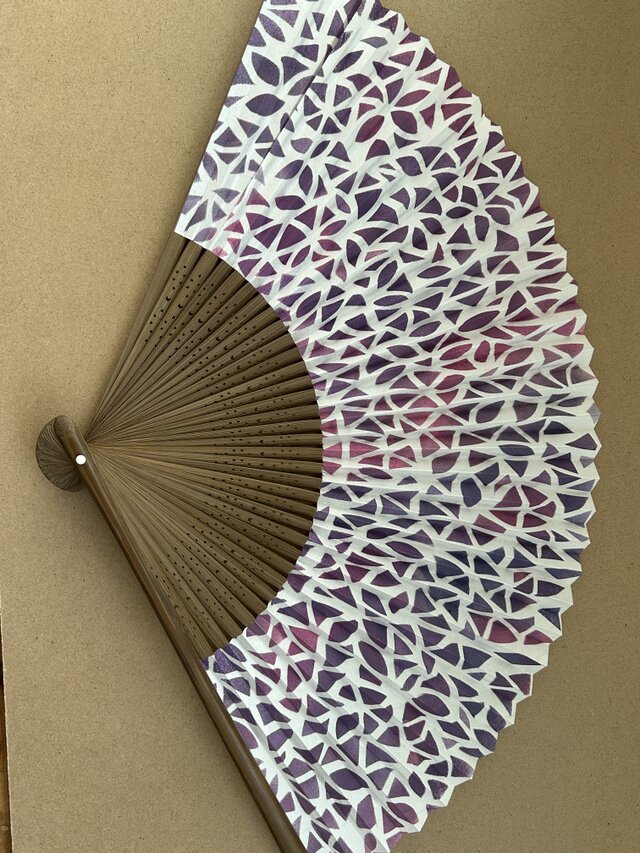 南国の花と幾何学模様 | iichi 日々の暮らしを心地よくする