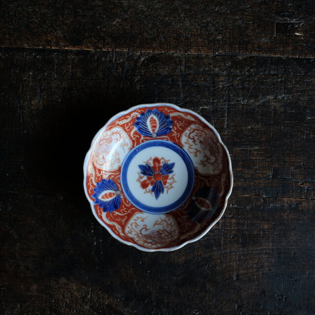 【特価¥2800→¥2200】赤と青のコントラスト◆龍と鳳凰と花唐草。伊万里　染錦金彩膾皿　骨董・antiques 幕末〜明治期
