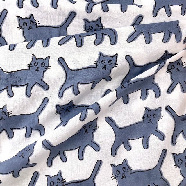インド ブロックプリント生地 [50cm単位] キャット ブルー ホワイト地03 黒 IF0300ファブリック