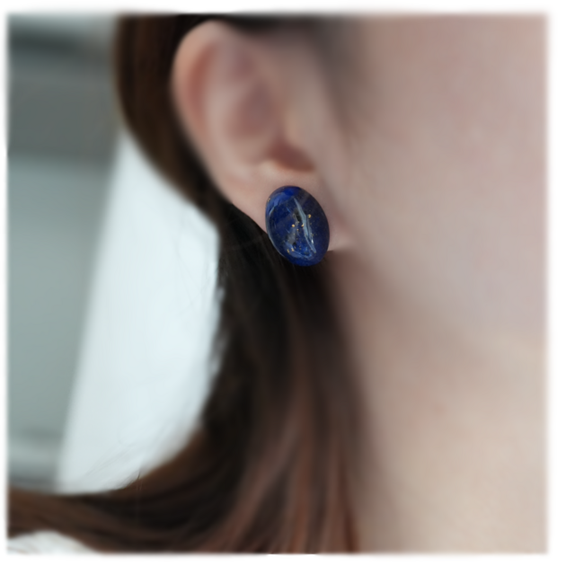 天然石ラピスラズリと黒猫の一粒イヤリング