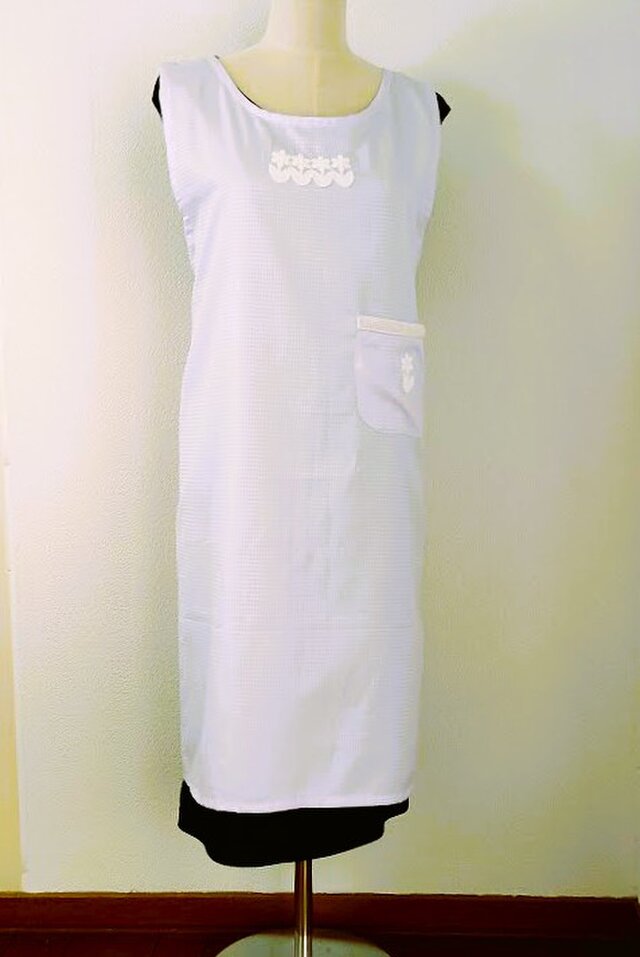 ラベンダー色のエプロン（夏仕様）