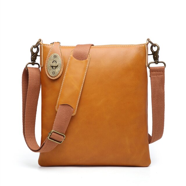 レザー　ハンドメイド　ヒッピーバッグ・ショルダーバッグ(キャメル) レザー ハンドメイド ヒッピーバッグ・ショルダーバッグ(キャメル)