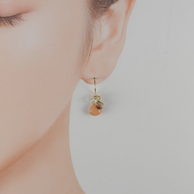 1055 極上カット ピーチムーンストーン ピアス/イヤリング | iichi