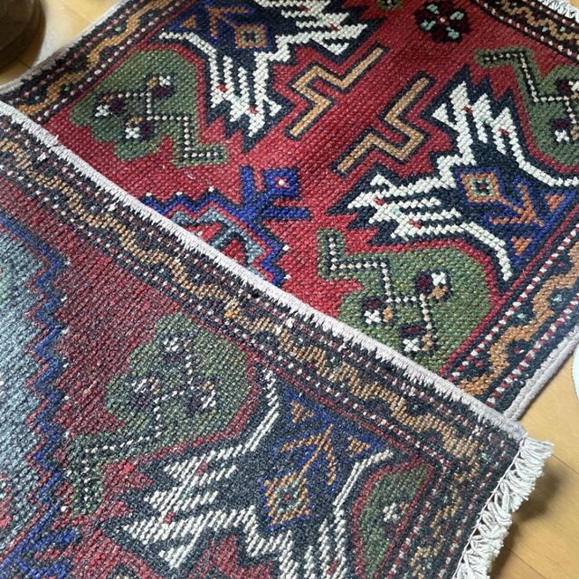 53×102 ウール アンティークレッド メダリオン トルコヴィンテージラグ