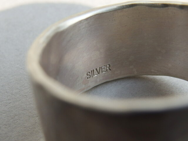 シルバーフラットリング 平打ち槌目 10㎜幅【silver】 | iichi 日々の