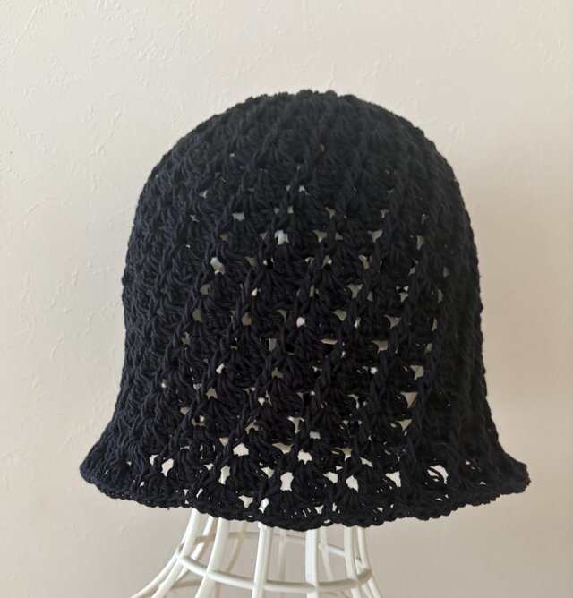 コットンのチューリップハット