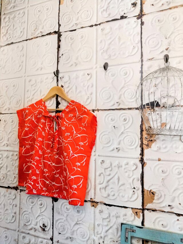 ボタニカル刺繍コットン後ろリボンブラウス