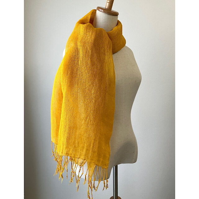 草木染め麻ストール＊マリーゴールドイエロー