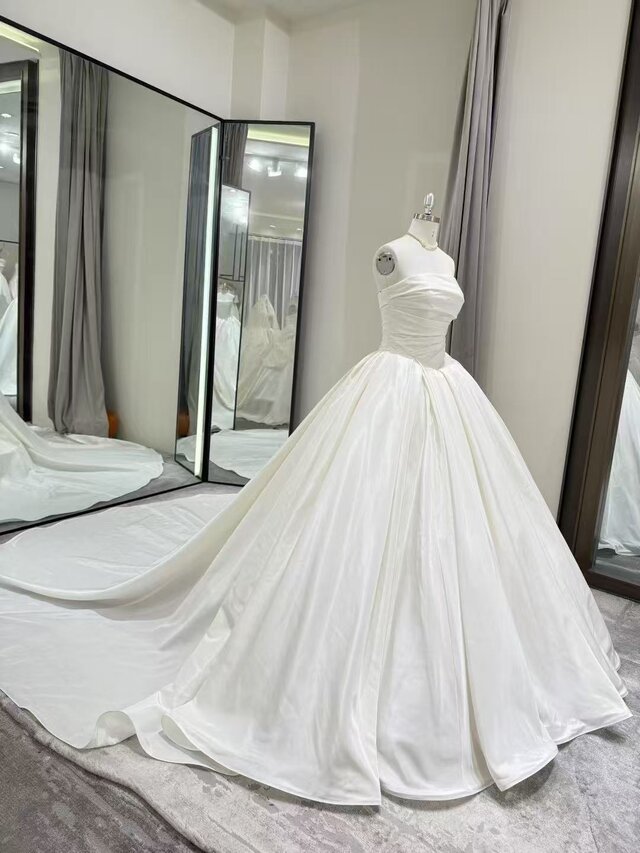 ウエディングドレス シルクタフタ ベアトップ プリンセスライン ロング  