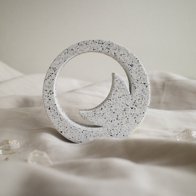 moon halo stone | ゆりかご月のアロマストーン