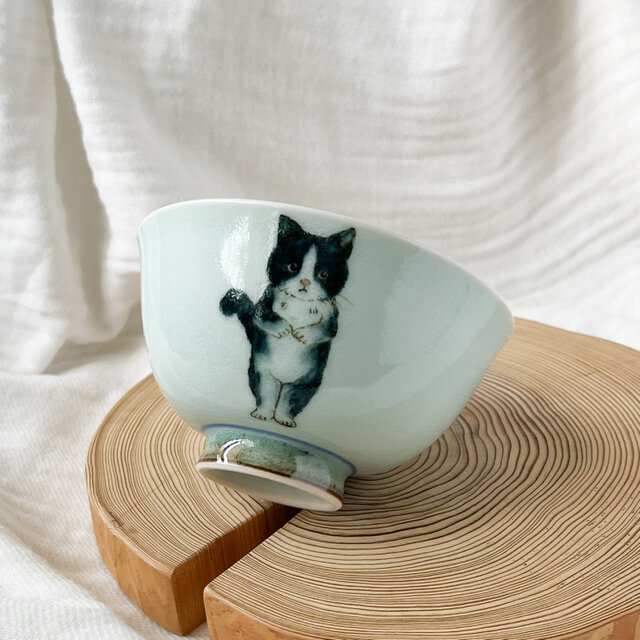 チコロット❤️Mサイズ❤️すべて手描き❤️染付け❤️ご飯茶碗❤️お雑煮やぜんざいに❤️可愛い❤️ハチワレ猫
