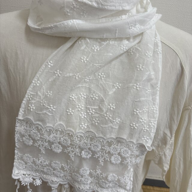 お花さ刺繍ストール フラワー刺しゅう ストール 花モチーフの大判ストール ローズ 白