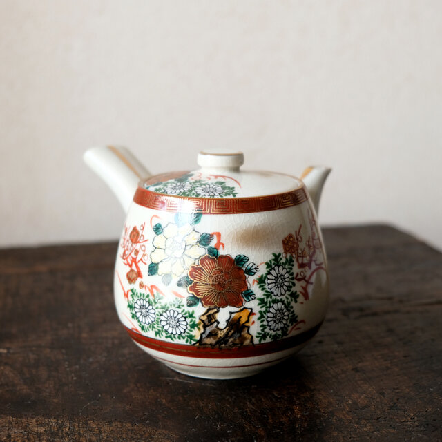 ぶりぶり煎茶道具　九谷焼　長寿造　色絵金彩　百花文　茶器揃　K　R8034 ぶりぶり煎茶道具 九谷焼 長寿造 色絵金彩 百花文 茶器揃 K