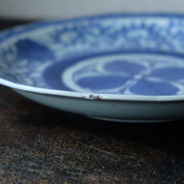 花唐草の伊万里焼 八寸皿 花唐草の伊万里焼 八寸皿（A502 古