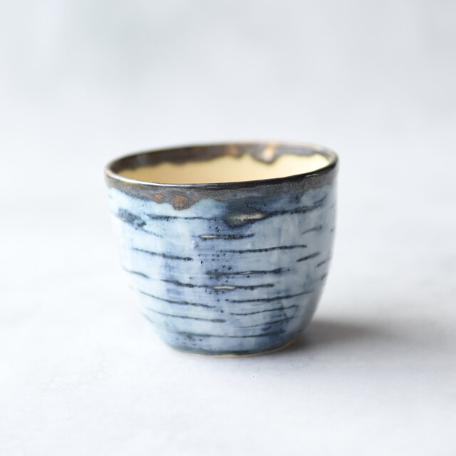 藍の陶器フリーカップⅡ | iichi 日々の暮らしを心地よくする