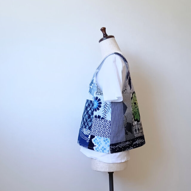 浴衣リメイク パッチワークベスト 彩 | iichi 日々の暮らしを心地よく