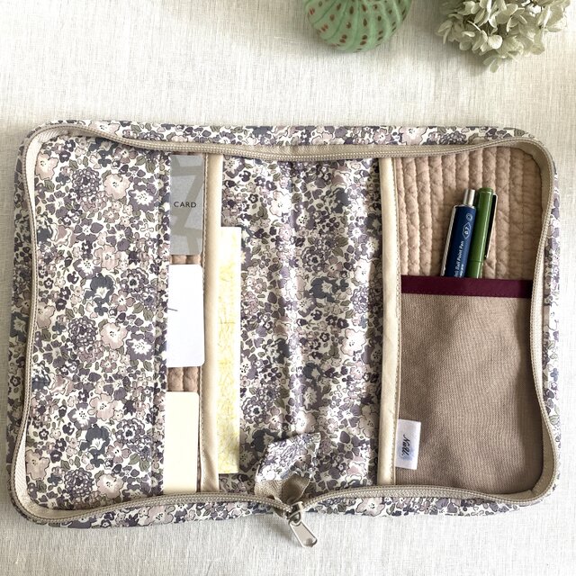 soldヌビキルト×リバティ　ファスナーポーチ ヌビキルトマルチポーチ＊ヌビキルト×リバティプリント | iichi 日々の